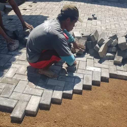 Harga Paving Block Semarang Terbaru 2025 – Berkualitas & Free Pengiriman